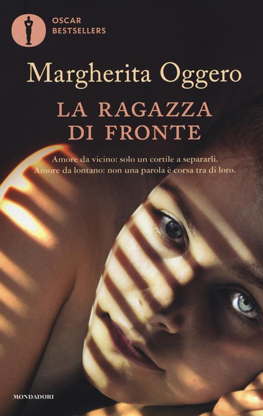 la ragazza di fronte